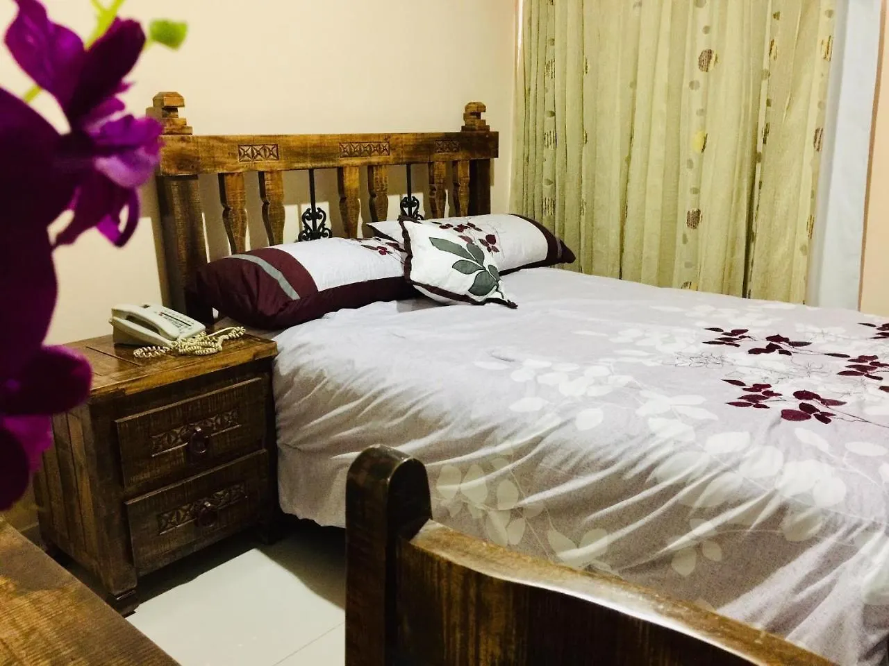 Hotel Don Perez Bani