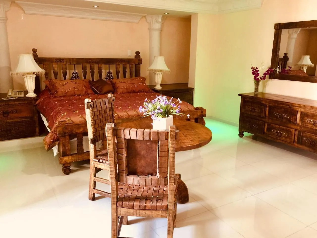 Hotel Don Perez Bani